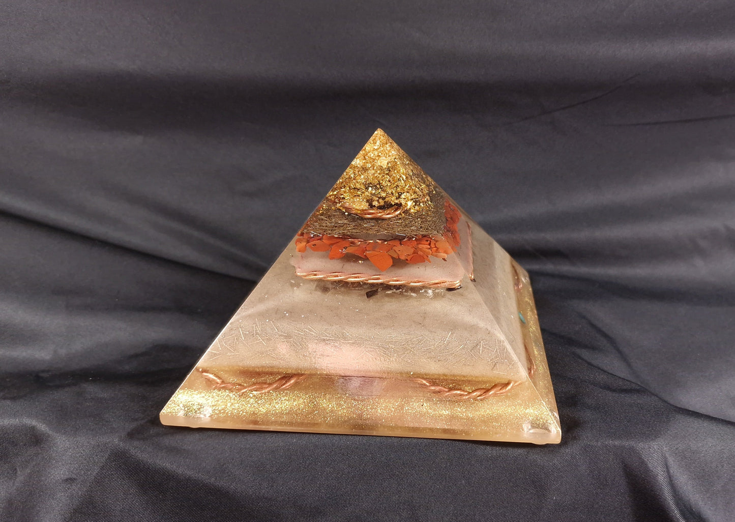 Orgonite Cheops Pyramid of Coherence - High frequencies &amp; Harmonization